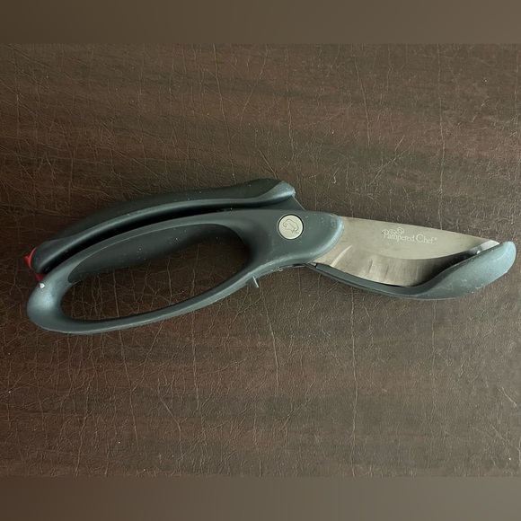 The Pampered Chef Salad and Meat chopper and scissors - Picture 4 of 8